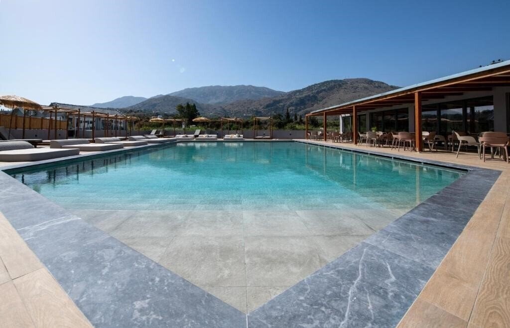 Изображение Mare Garden 4*