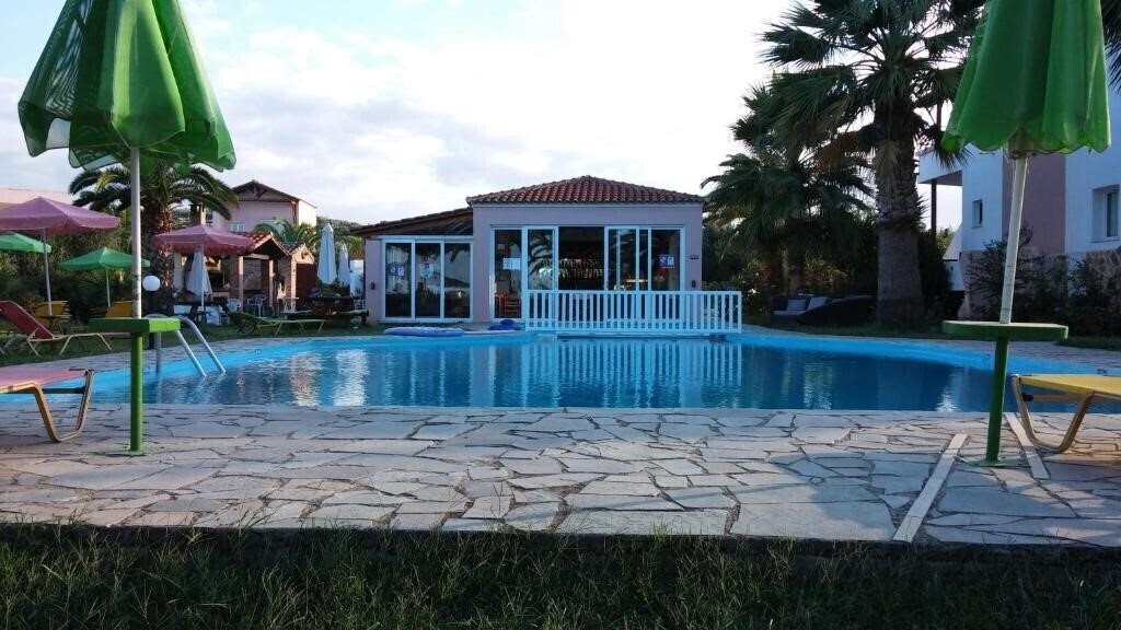 Отель Pardalakis Studios 3*