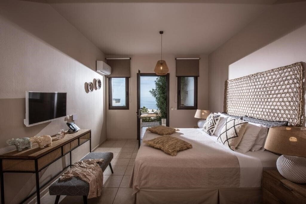 Отель Creta Blue Boutique Hotel 4*