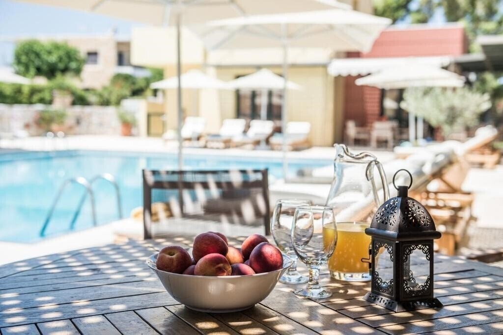 Картинка Daphnis Villa 4*