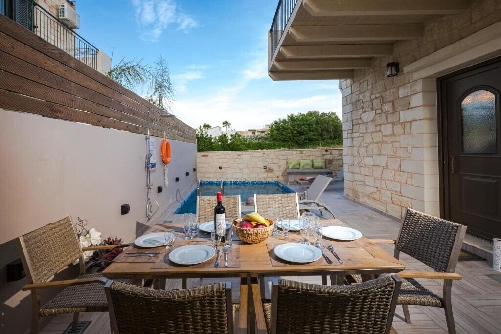 Картинка Sirocos Villa 4*