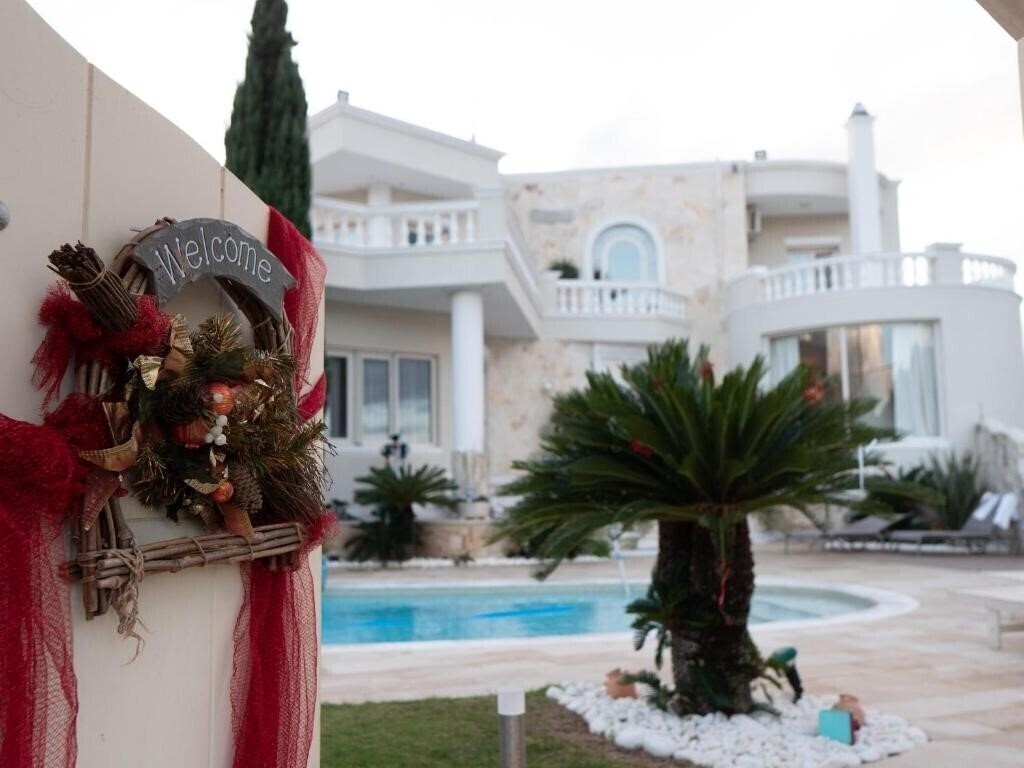 Фото Villa Kokkalis 4*