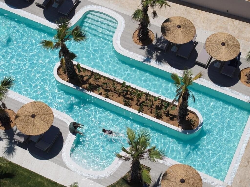Зображення Oros Luxury Beach Resort 5*