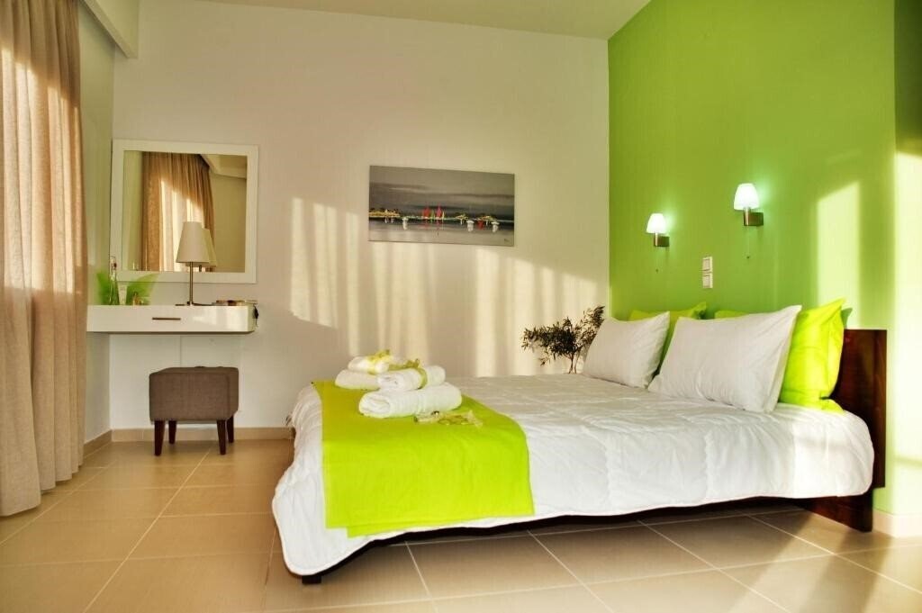 Фото Esthisis Suites Chania 4*