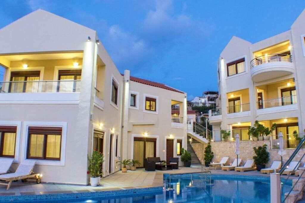 Изображение Esthisis Suites Chania 4*