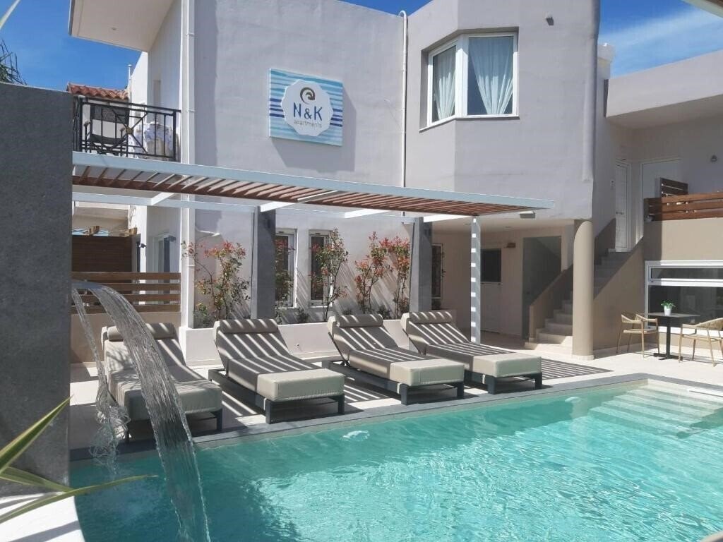 Отель Nk Apartments 4*