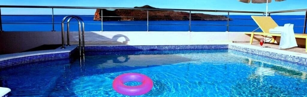 Отель Sandy Point Villas Chania 4*