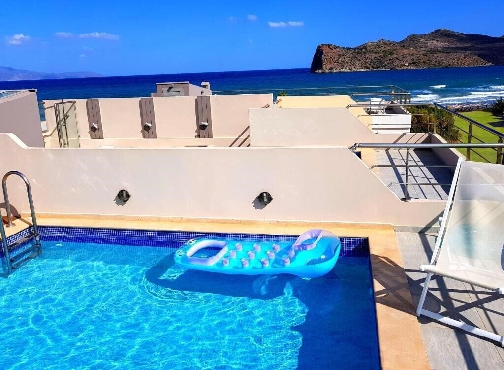 Картинка Sandy Point Villas Chania 4*