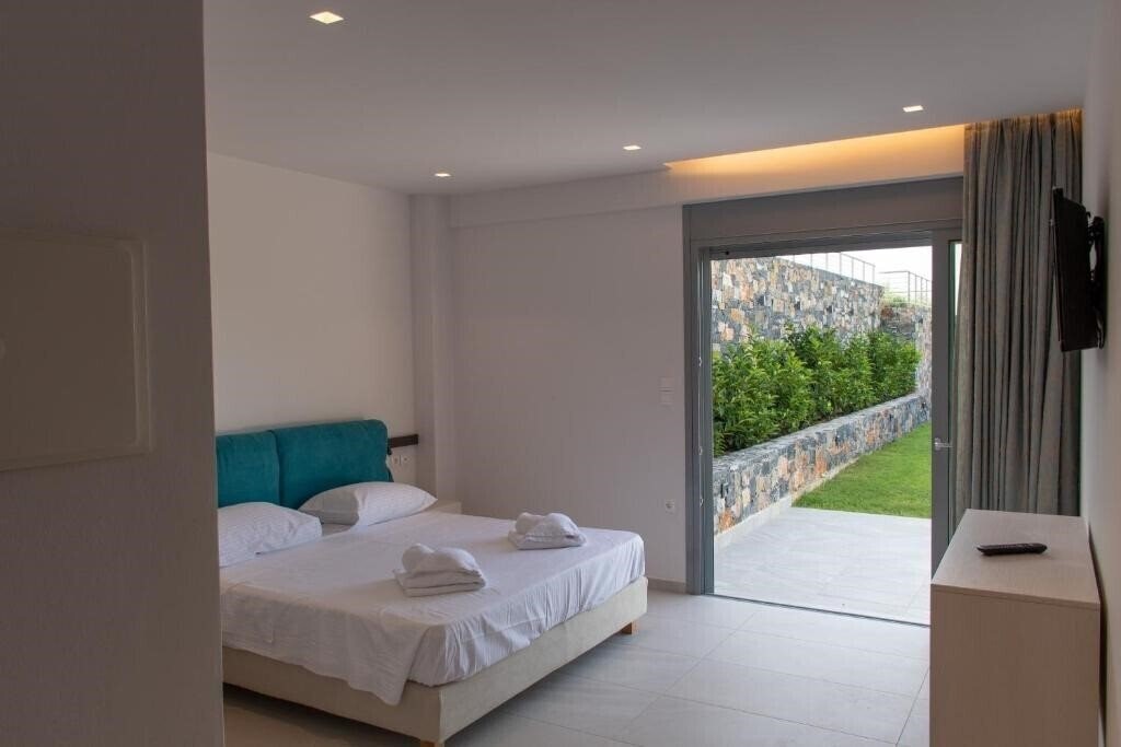 Фото Aquamarine Villas 5*