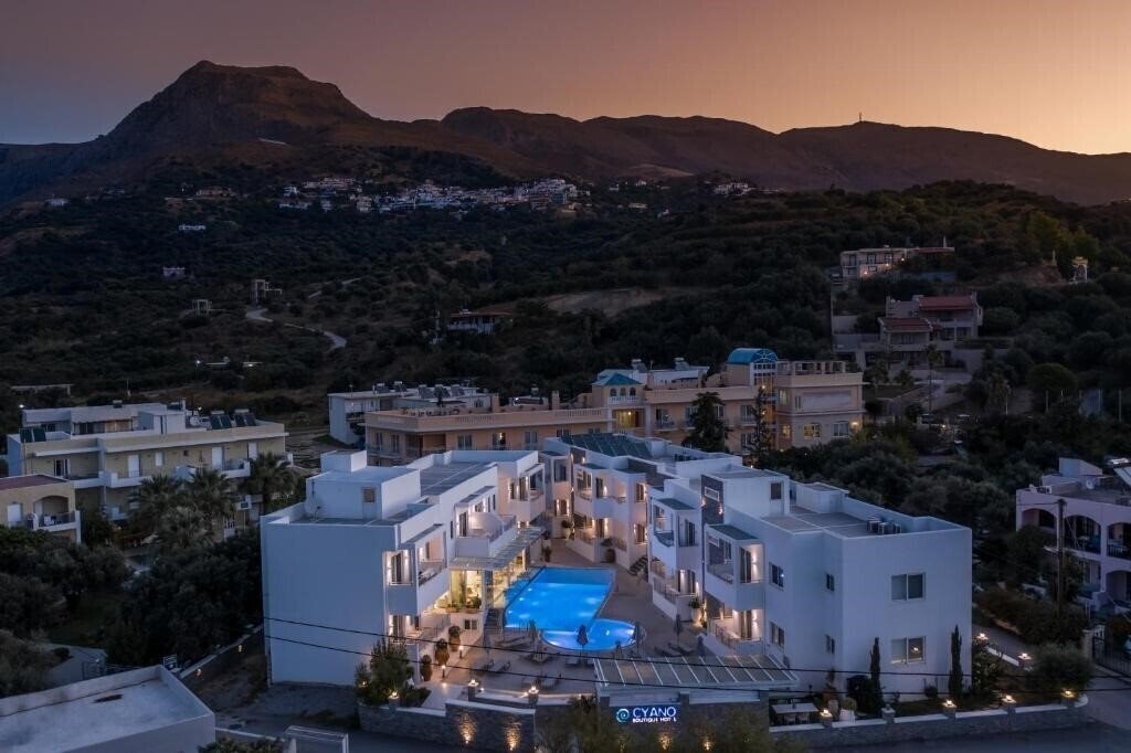 Фото Cyano Hotel 4*
