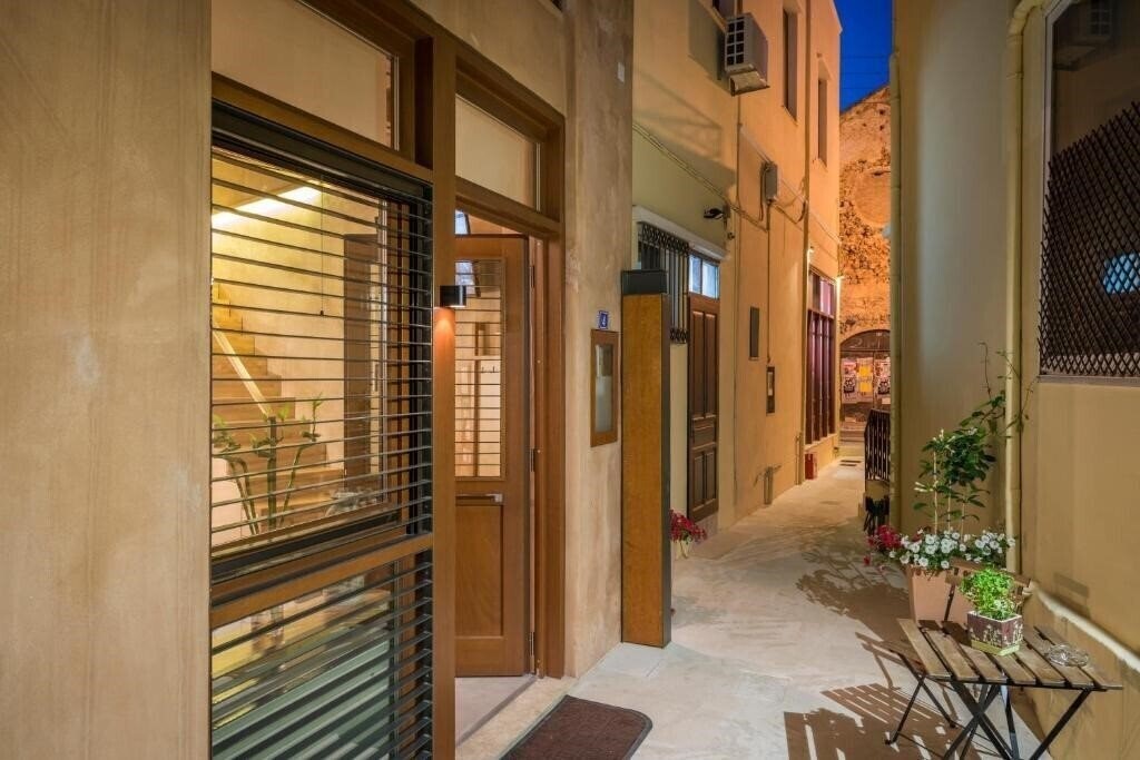 Готель Neoria Houses 4*