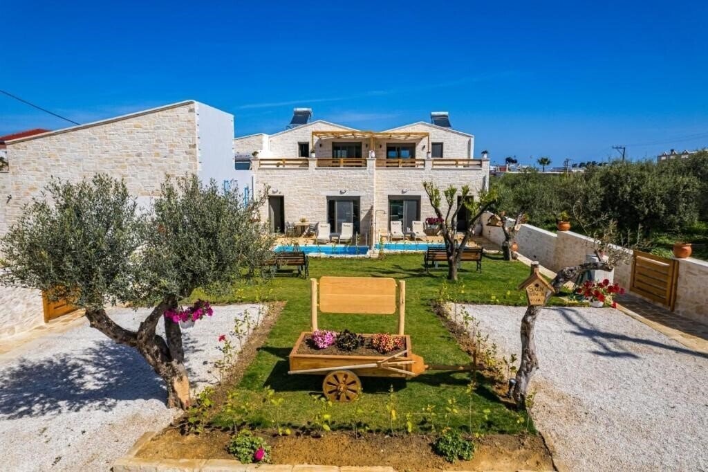 Фотографія Sunflower Villa 4*