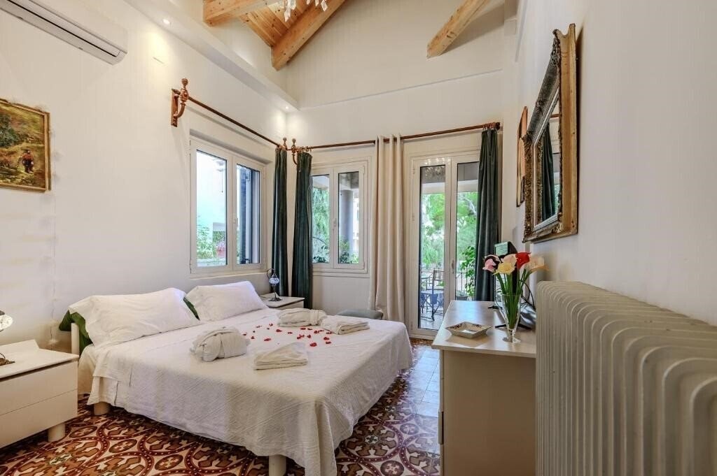 Фото Seafalios Villa 4*