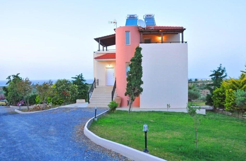 Фотография Villa Angelika & Margarita 4*
