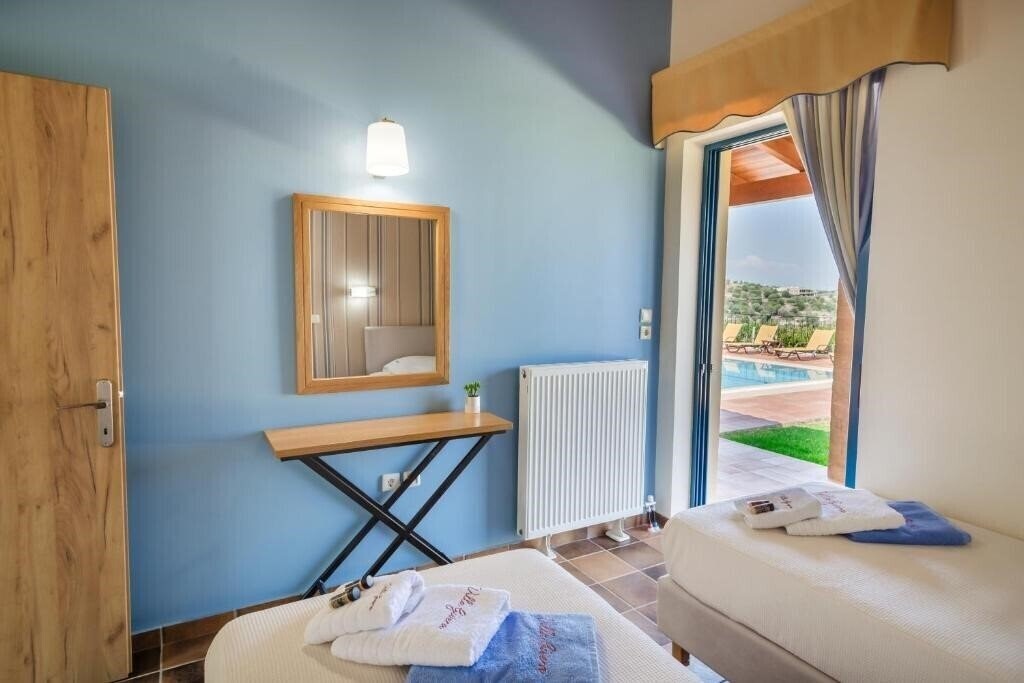 Фотографія Villa Givera 4*