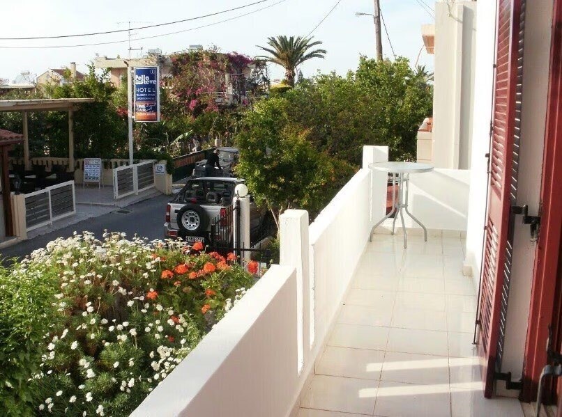 Картинка Agii Apostoli Studios 3*