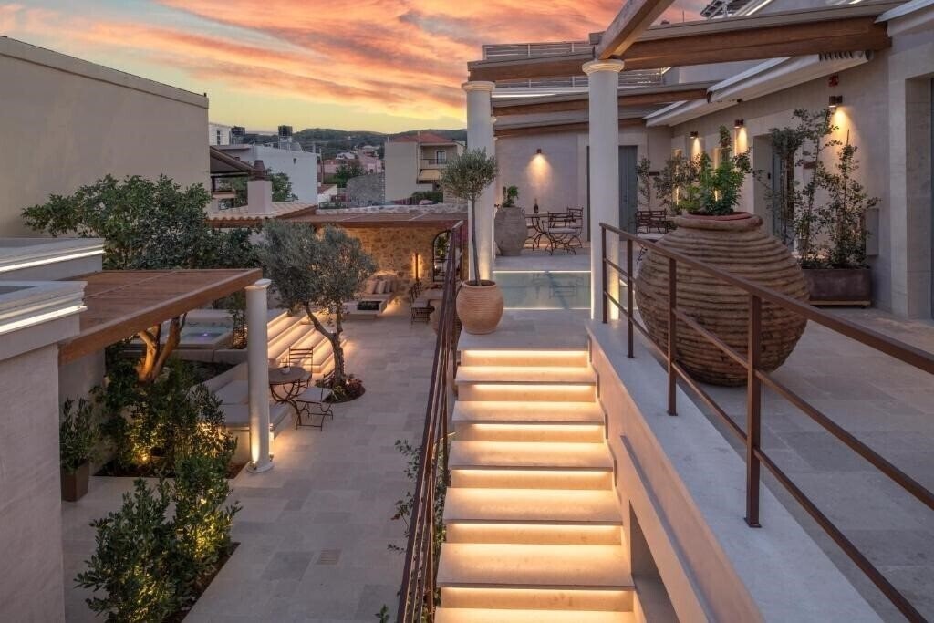 Готель Inotropes Boutique Suites Adults Only 4*