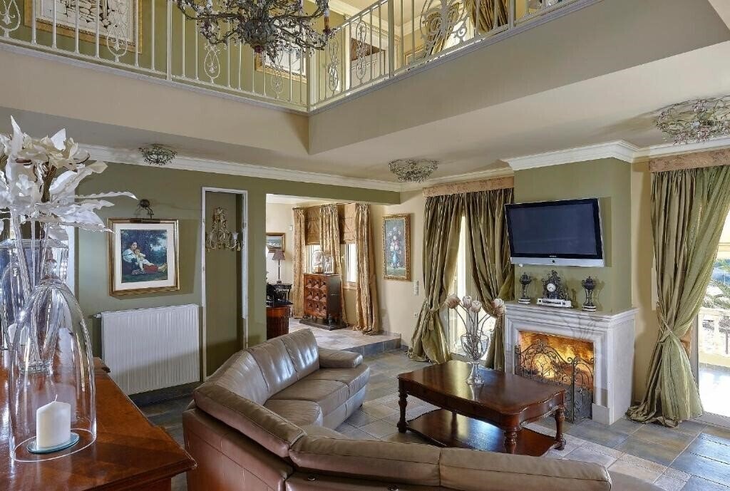 Картинка Living E-Motion 5*