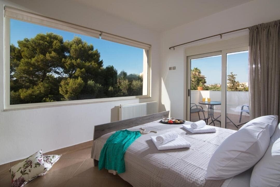 Картинка Mikes Villa 5*