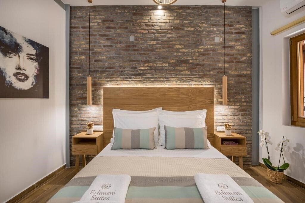 Фото Evlimeni Suites 4*