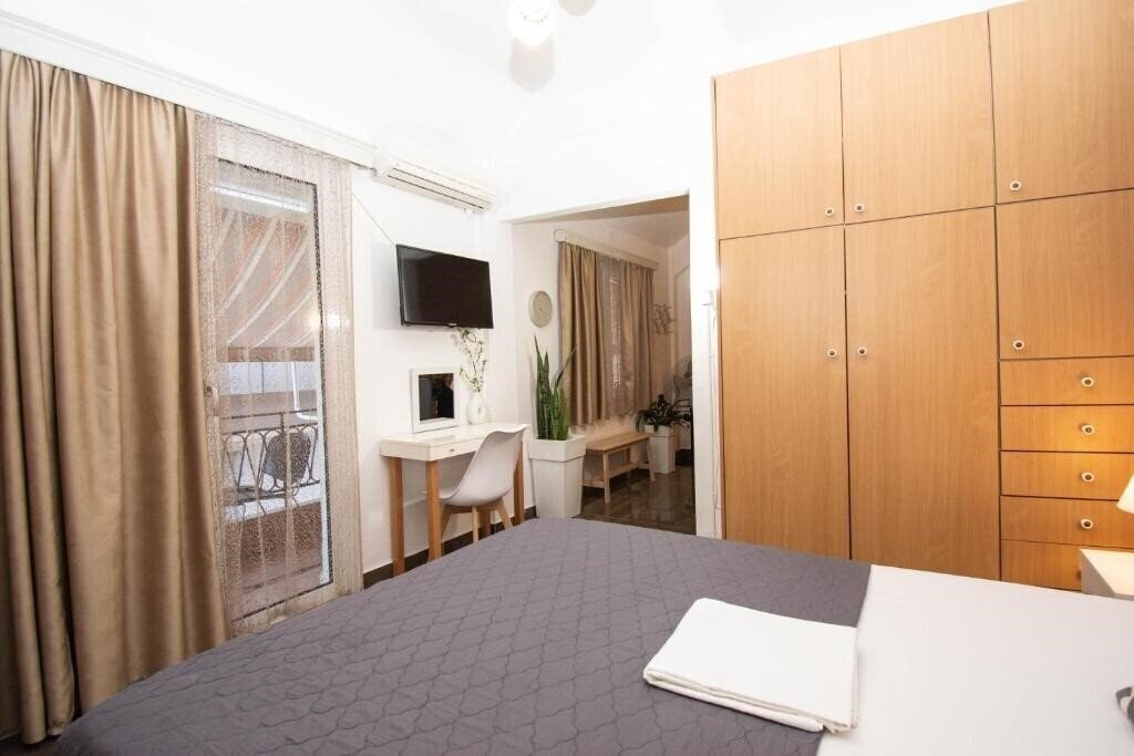 Фото Athina House Hotel 5*