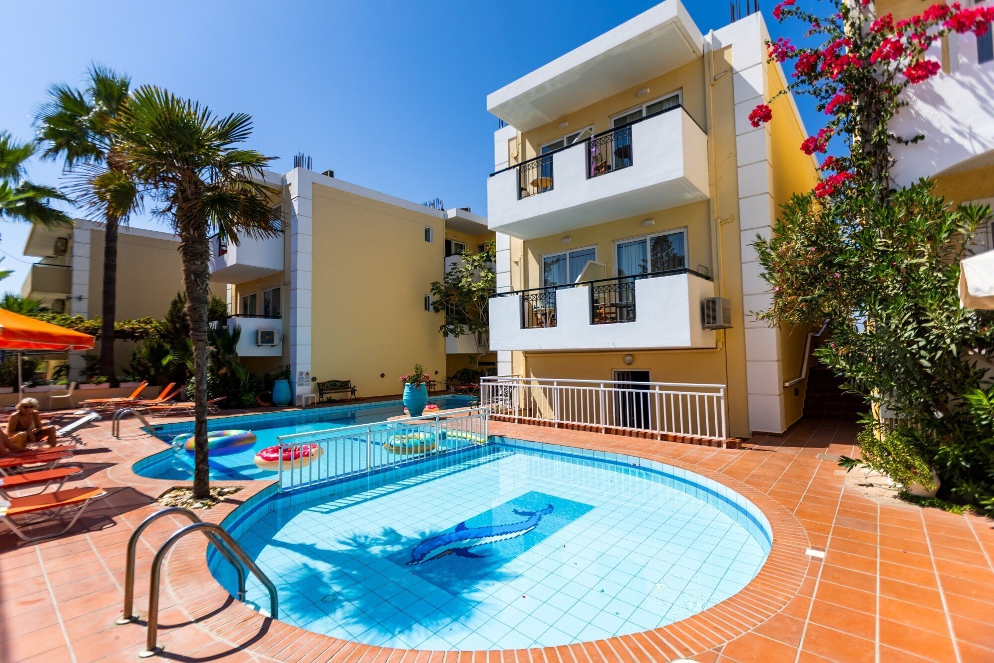 Отель Bueno Hotel 3*