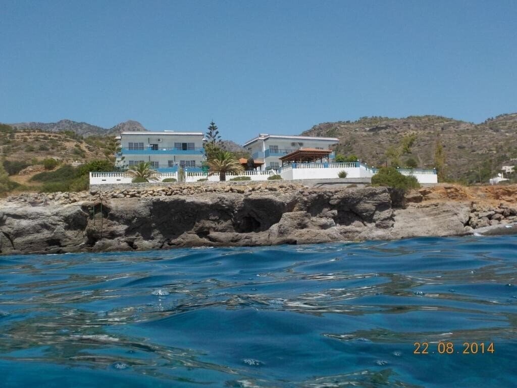 Фото Cypriana Apartments 3*