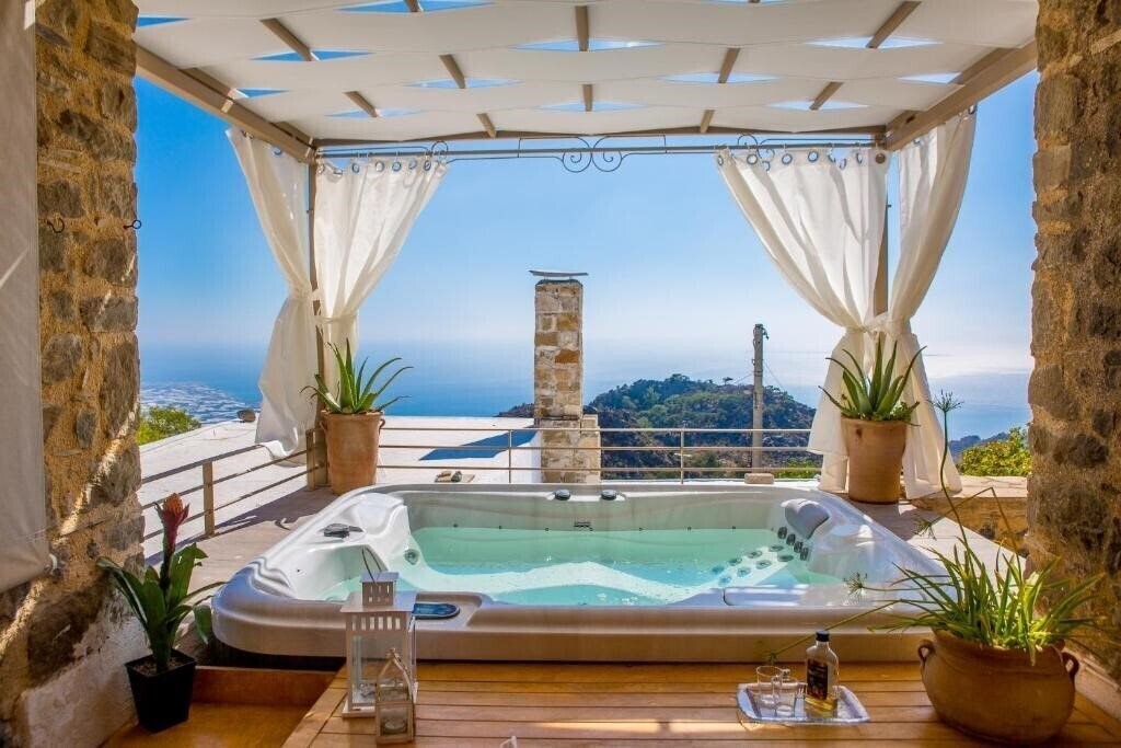 Отель Dorovinis Country Houses 3*
