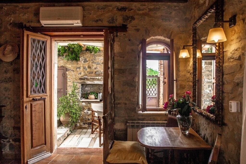 Фото Dorovinis Country Houses 3*