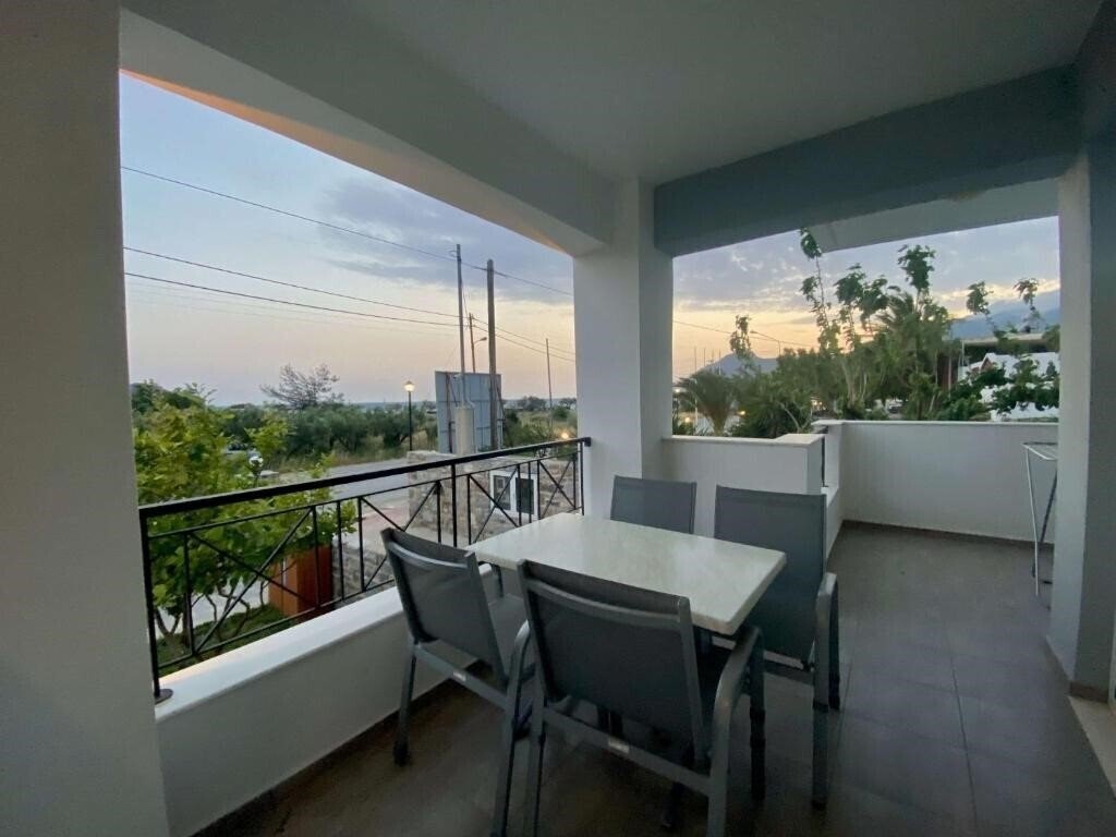 Картинка Eirini & Manolis Apartments 3*
