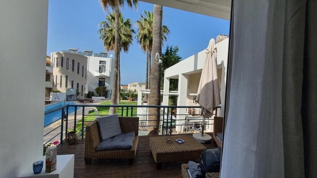 Фотографія Elizabeth Suites 3*