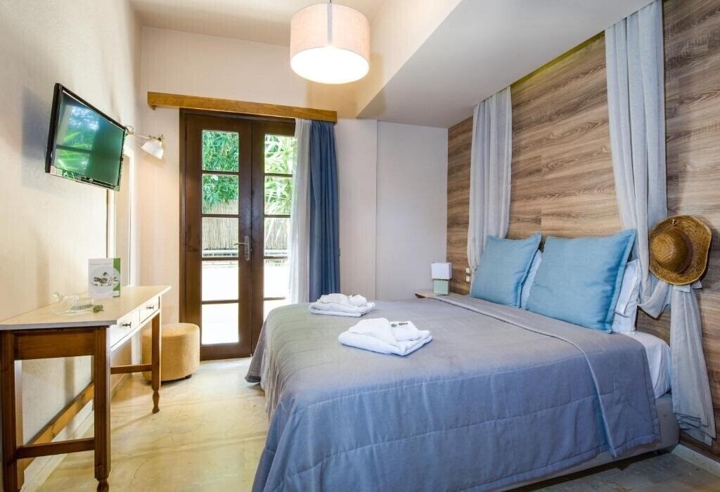 Фото Evangelos Apartments 3*