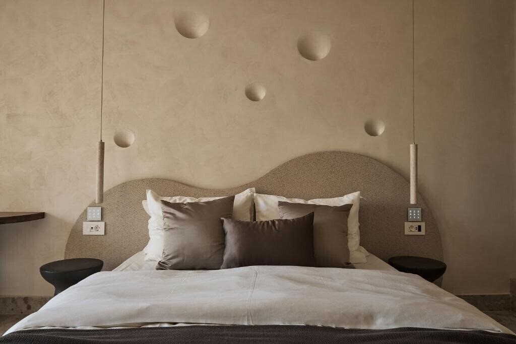 Изображение Uzenie All Suites Boutique Resort Adults Only 16+ * 5*