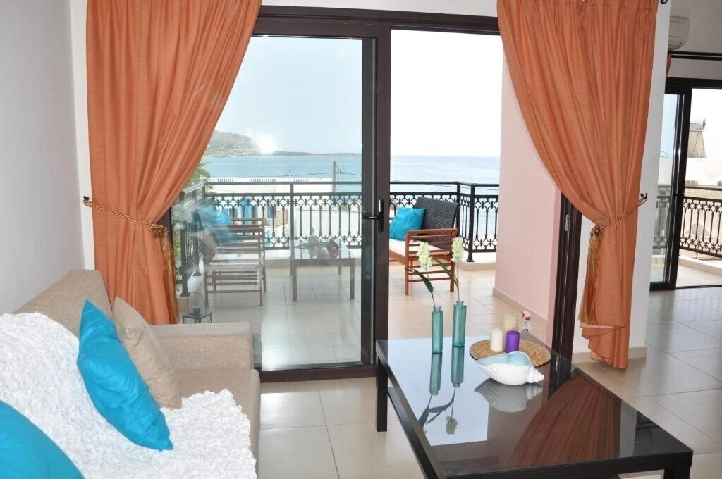 Готель Porfyra's Island 3*