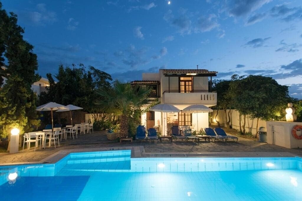 Отель Proimos Maisonnettes 3*