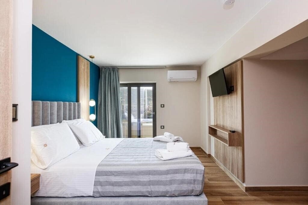 Фото Sapphire Blue Suites 4*