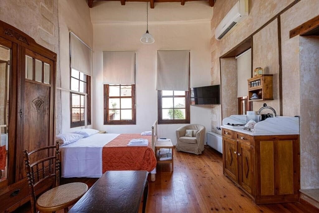 Фото Anassa Townhouse 3*