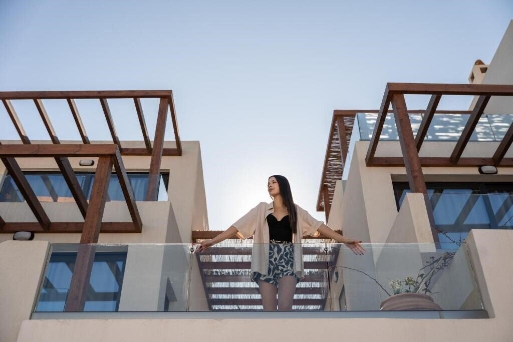 Фото Vaya Suites by Omilos Hotels 4*