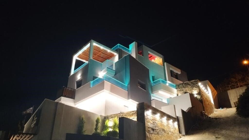 Отель Filiasmemories Apartments 4*