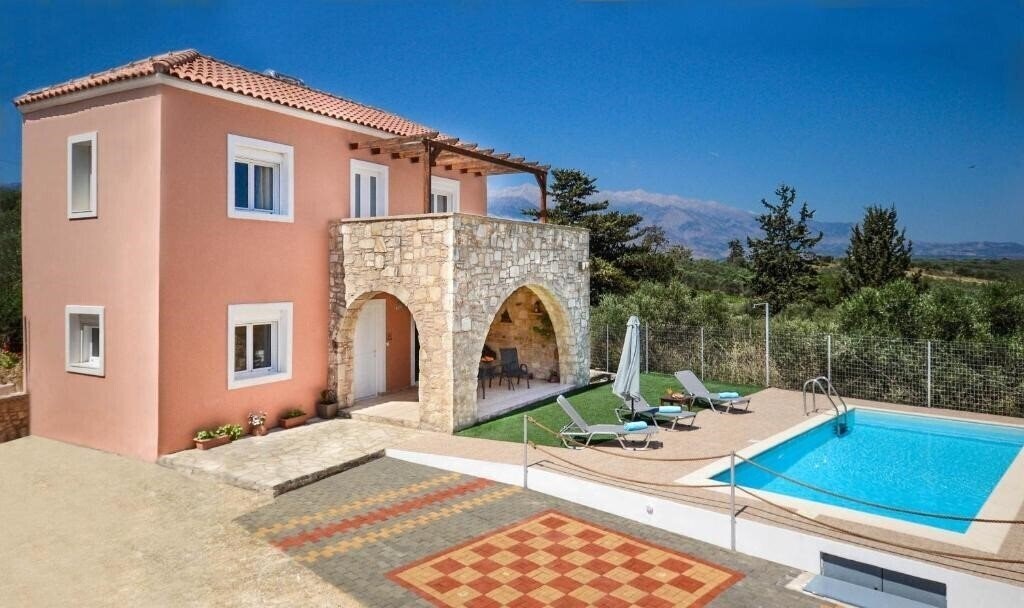 Отель Villa Silvia 4*
