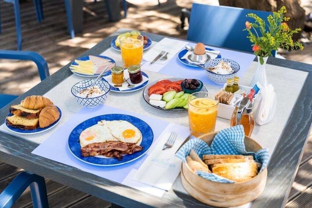 Изображение Alkionides Seaside Hotel 3*