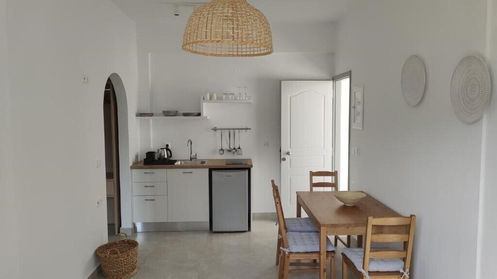 Отель Ellie Apartments Stalida 3*