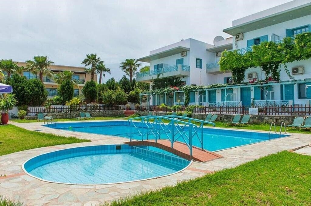 Готель Hotel Anatoli Apartments 3*