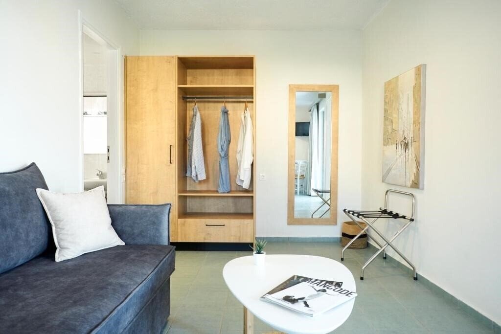 Фото Maistrali Sea View Apartments 3*