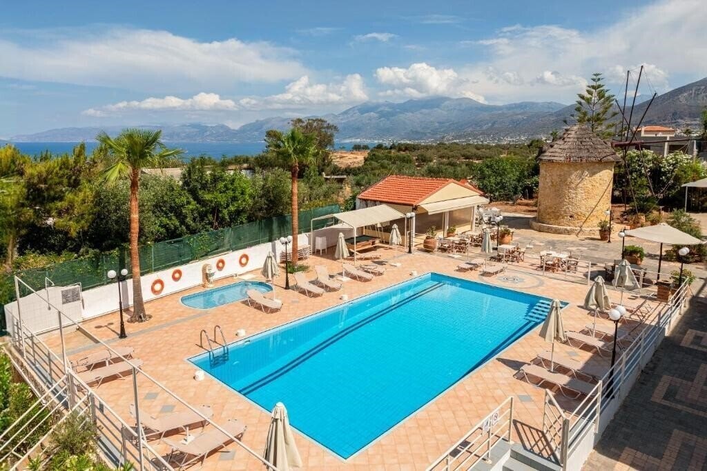 Отель More Crete Anissaras 3*