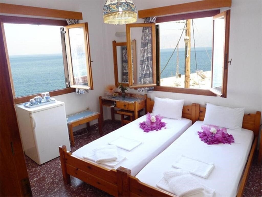 Отель Pension Mylos 3*
