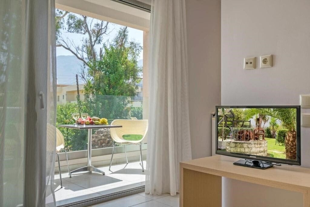 Картинка Apollo Hotel I & II 3*