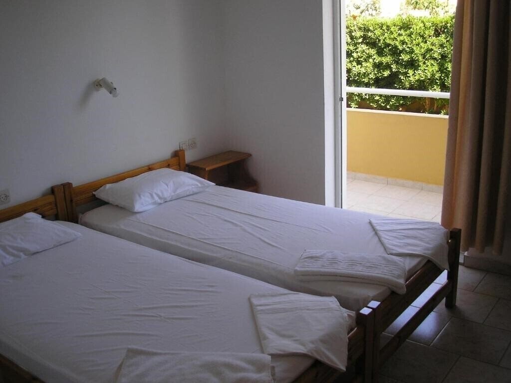 Фото Dimitra Apartments Gouves 3*