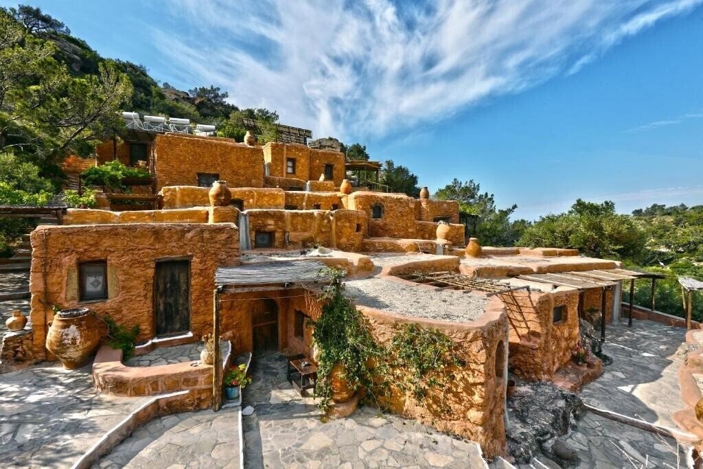 Готель Aspros Potamos Makrigialos 3*