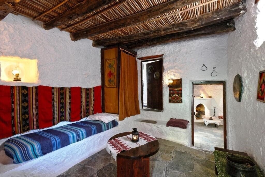 Фото Aspros Potamos Makrigialos 3*